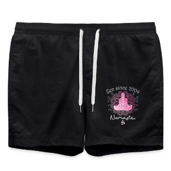 Zen seit 2004 - 21 Jahre Frieden und Harmonie - Badeshorts - Schwarz - Vorne - AI Model Male 185 light (185cm)