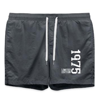 1975 Jahrgang geboren Limited Edition - Badeshorts - Anthrazit - Vorne - AI Model Male 185 light (185cm)