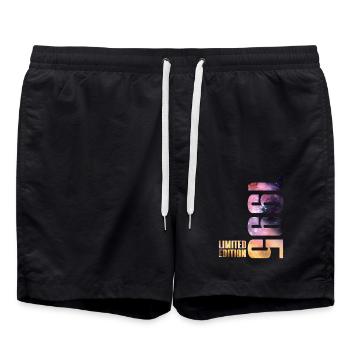 1995 Jahrgang geboren Limited Edition - Badeshorts - Schwarz - Vorne - AI Model Male 185 light (185cm)