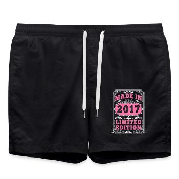 Jahrgang: Jahrgang 2017, hergestellt im Jahr 2017, 8 Jahre alt. Art_202 - Badeshorts - Schwarz - Vorne - AI Model Male 185 light (185cm)