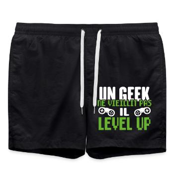 Un Geek Ne Vieillit Pas Il Level Up - Short de bain - noir - Devant - AI Model Male 185 light (185cm)