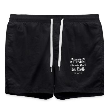 Ich habe mit Abstand den besten Mann der Welt - Badeshorts - Schwarz - Vorne - AI Model Male 185 light (185cm)