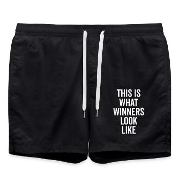 So sehen Gewinner aus - Badeshorts - Schwarz - Vorne - AI Model Male 185 light (185cm)