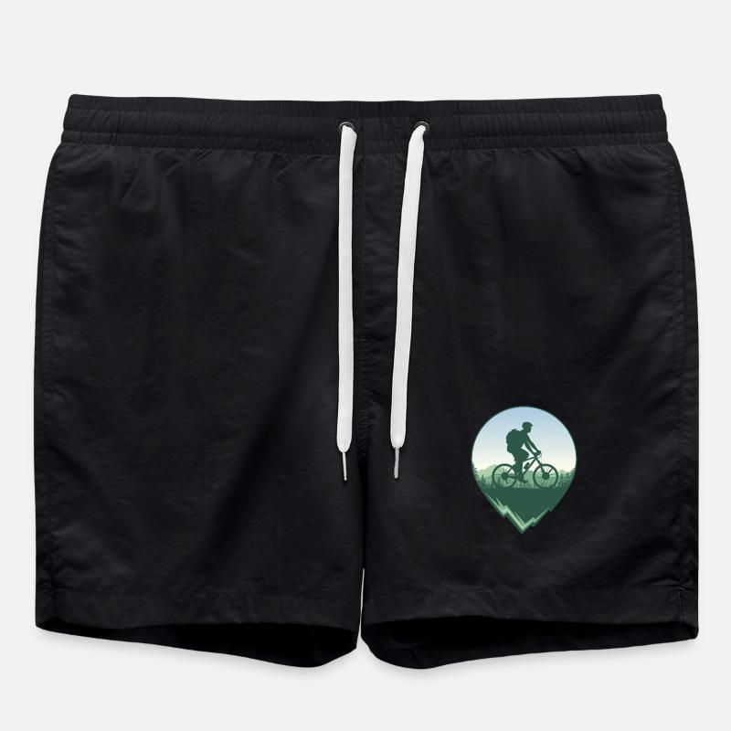 Mountainbiker vor Wald und Bergen - Badeshorts - Schwarz