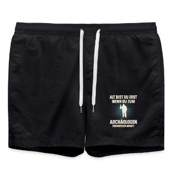 Alt bist du erst wenn du zum Archäologen - Badeshorts - Schwarz - Vorne - AI Model Male 185 light (185cm)