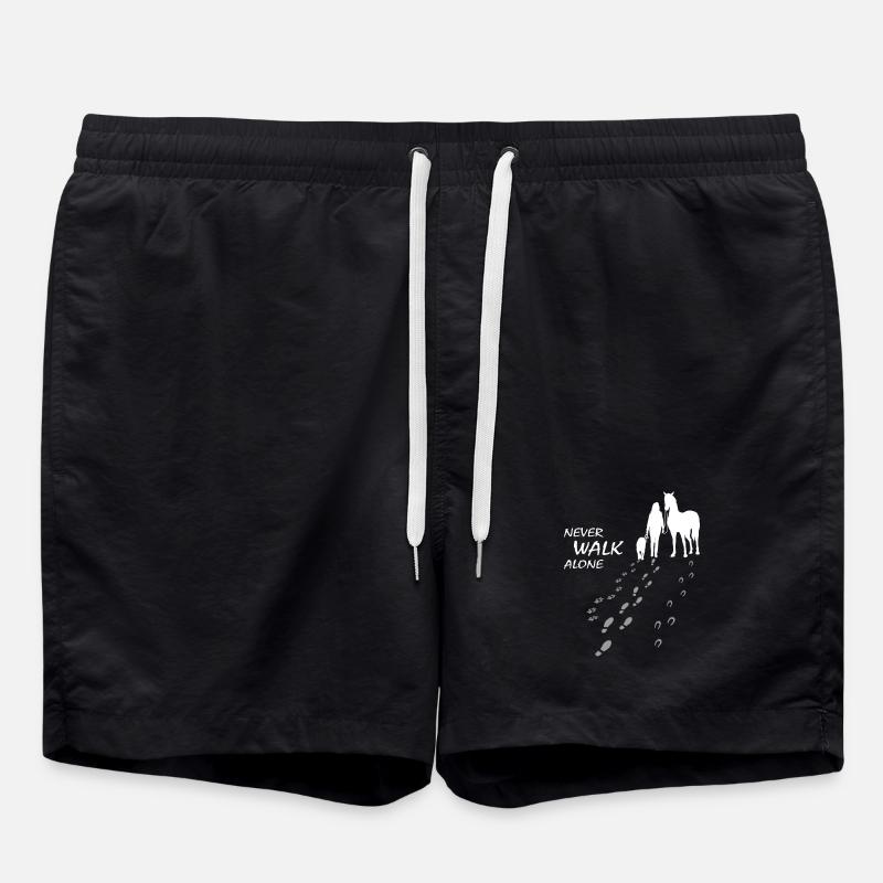 Never walk alone - Hund Pferd Reiterin, Backprint - Badeshorts - Schwarz