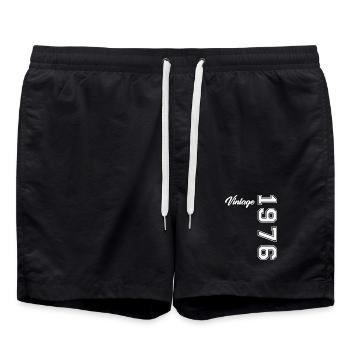 1976 Vintage Retro Geburtstagsgeschenk - Badeshorts - Schwarz - Vorne - AI Model Male 185 light (185cm)