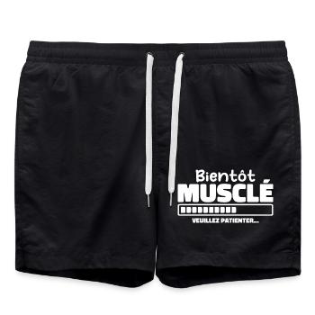 Bald muskulös - bitte warten - Badeshorts - Schwarz - Vorne - AI Model Male 185 light (185cm)