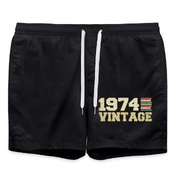 1974 Geburtstagsgeschenk 1974 Jahrgang 1974 Geschenk - Badeshorts - Schwarz - Vorne - AI Model Male 185 light (185cm)