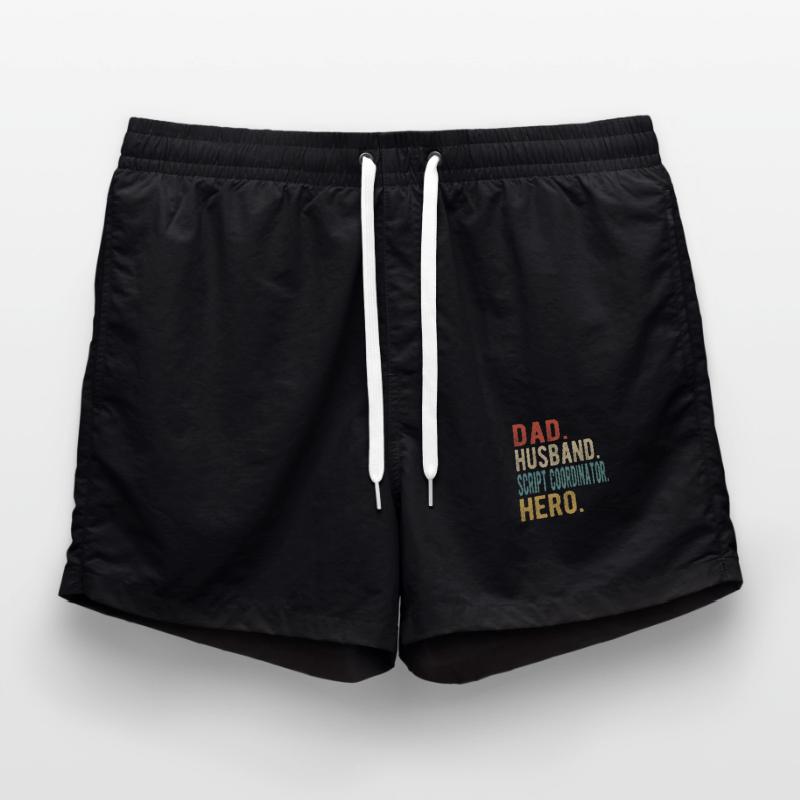 Skriptkoordinator Papa Ehemann Held Badeshorts