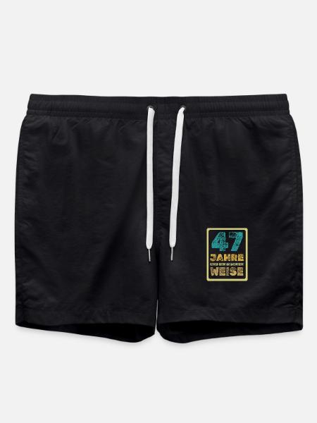 Weisheit 47 - Badeshorts - Schwarz