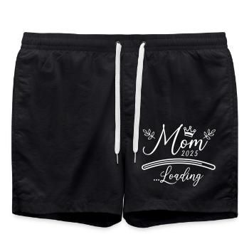 Mama 2025 Loading Mom Spruch - Badeshorts - Schwarz - Vorne - AI Model Male 185 light (185cm)