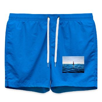Phare sur le calme bleu de la mer Adriatique Croatie - Short de bain - cobalt blue - Devant - AI Model Male 185 light (185cm)