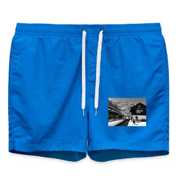 Bergstation in Schwarzweiß - Badeshorts - Cobalt blue - Vorne - AI Model Male 185 light (185cm)