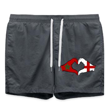 Maroc Angleterre Drapeau Mains Coeur Forme - Short de bain - charbon - Devant - AI Model Male 185 light (185cm)