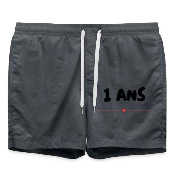 1. 1 Jahr. 1. JAHRESTAG. 1-JÄHRIGES JUBILÄUM. ANNI - Badeshorts - Anthrazit - Vorne - AI Model Male 185 light (185cm)