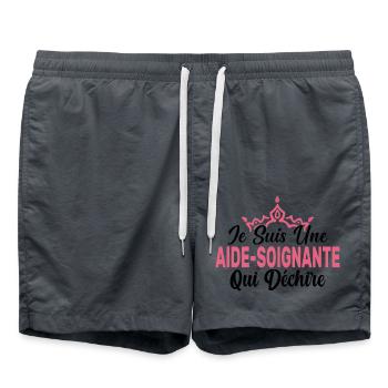 Je Suis Une Aide Soignante Qui Déchire Cadeau - Short de bain - charbon - Devant - AI Model Male 185 light (185cm)