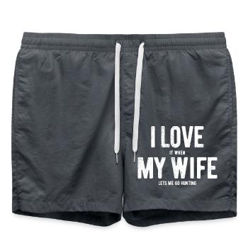 Ich liebe meine Frau - Jagen - Geschenk - Badeshorts - Anthrazit - Vorne - AI Model Male 185 light (185cm)
