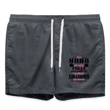Collègue Nana, Cadeau meilleurs collègues du monde - Short de bain - charbon - Devant - AI Model Male 185 light (185cm)