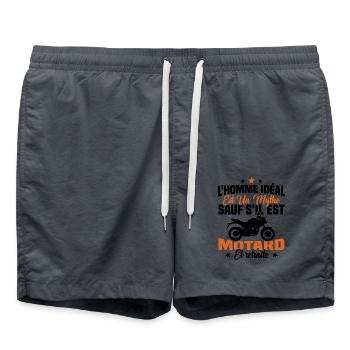 Motard Et Retraité - Short de bain - charbon - Devant - AI Model Male 185 light (185cm)
