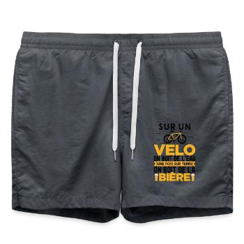 Vélo Humour Homme Cycliste Cadeau Retraite - Short de bain - charbon - Devant - AI Model Male 185 light (185cm)