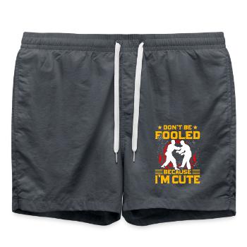 Ne vous laissez pas berner parce que je suis mignon - Short de bain - charbon - Devant - AI Model Male 185 light (185cm)