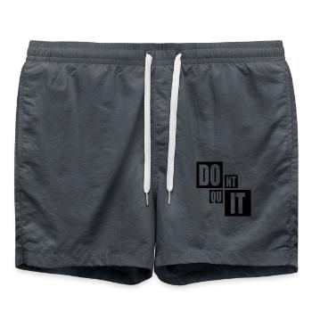 motivation Spruch cool endurance fitness texte logo - Short de bain - charbon - Devant - AI Model Male 185 light (185cm)