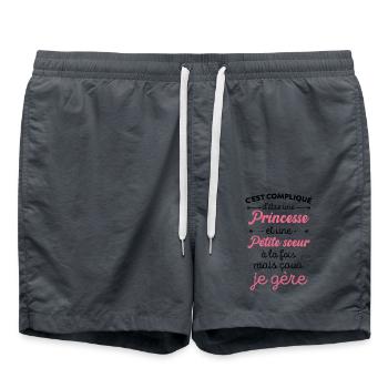 Petite Sœur Et Princesse Cadeau Drôle Pour Sœur - Short de bain - charbon - Devant - AI Model Male 185 light (185cm)