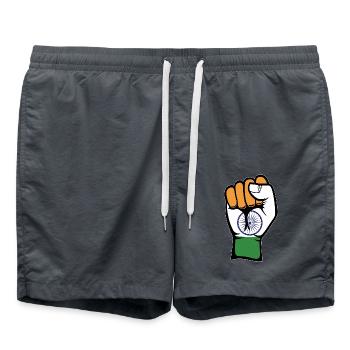 Poing du drapeau de l’Inde - Short de bain - charbon - Devant - AI Model Male 185 light (185cm)
