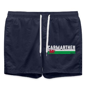 Titel: Carmarthen Wales Vintage Design für Waliser - Badeshorts - French Navy - Vorne - AI Model Male 185 light (185cm)