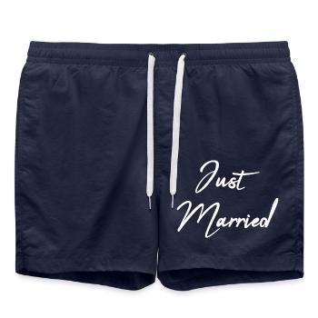 GERADE VERHEIRATET. Junggesellinnenabschied. HEILIGER VALENTIN. PAAR. LIEBE - Badeshorts - French Navy - Vorne - AI Model Male 185 light (185cm)