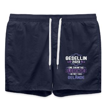 Gesellin Gesellenprüfung bestanden Gesellin - Badeshorts - French Navy - Vorne - AI Model Male 185 light (185cm)