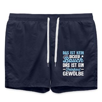 Feinkostgewölbe Shirt – Spaß für Foodies - Badeshorts - French Navy - Vorne - AI Model Male 185 light (185cm)
