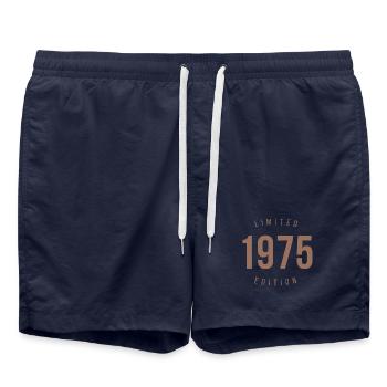 1975 Limitierte Auflage Geschenk zum 50. Geburtstag - Badeshorts - French Navy - Vorne - AI Model Male 185 light (185cm)