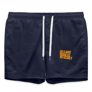 Suis ton propre chemin - Short de bain - bleu marine - Devant - AI Model Male 185 light (185cm)