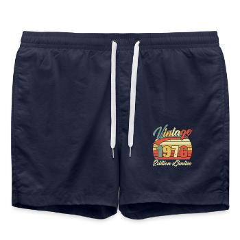 Cadeau D'anniversaire Vintage 1976 Édition Limitée - Short de bain - bleu marine - Devant - AI Model Male 185 light (185cm)