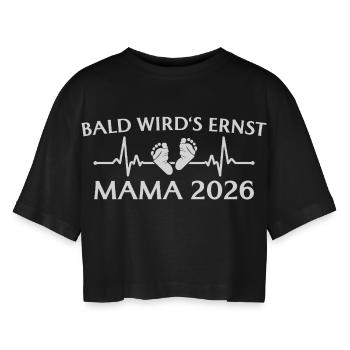 Mama 2026 Bald wird's ernst Schwangerschaft - Frauen Oversized Cropped T-Shirt - Schwarz - Vorne - AI Model Female 172 light (172cm)