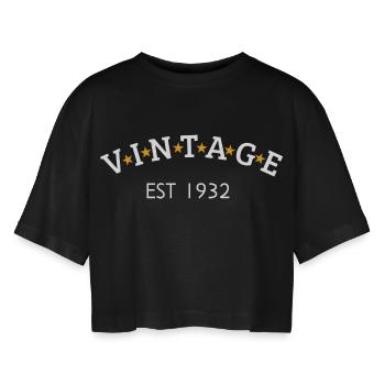 Jahrgang ist 1932 - Frauen Oversized Cropped T-Shirt - Schwarz - Vorne - AI Model Female 172 light (172cm)