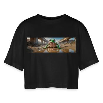 Riesiger schleimiger sabbernder Frosch Aufstieg des mutierten Monsters - Frauen Oversized Cropped T-Shirt - Schwarz - Vorne - AI Model Female 172 light (172cm)