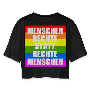 menschenrechte statt rechte menschen - Frauen Oversized Cropped T-Shirt - Schwarz - Vorne - AI Model Female 172 light (172cm)