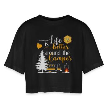 Life is better around the camper - Frauen Oversized Cropped T-Shirt - Schwarz - Vorne - AI Model Female 172 light (172cm)