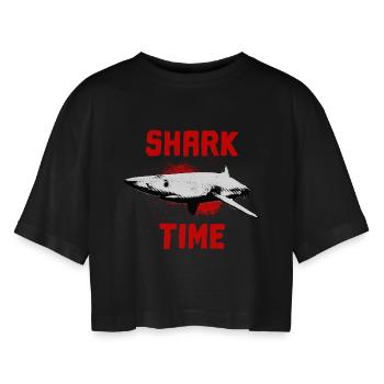 Great white shark fish ocean - Women’s Oversized Cropped T-Shirt - black - Front - AI Model Female 172 light (172cm)