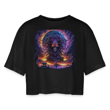 Grinsender Totenkopf im Universum - Frauen Oversized Cropped T-Shirt - Schwarz - Vorne - AI Model Female 172 light (172cm)