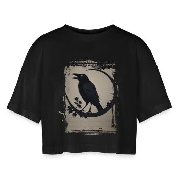 Rabe auf Ast sitzend - Frauen Oversized Cropped T-Shirt - Schwarz - Vorne - AI Model Female 172 light (172cm)