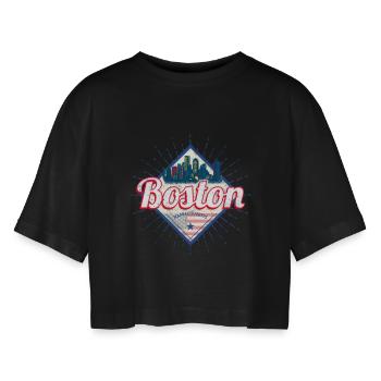 Boston in Massachusetts Vintage USA Souvenir - Frauen Oversized Cropped T-Shirt - Schwarz - Vorne - AI Model Female 172 light (172cm)