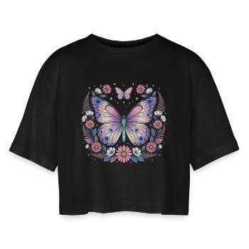 Pastellschmetterling im Blütenkranz - Frauen Oversized Cropped T-Shirt - Schwarz - Vorne - AI Model Female 172 light (172cm)
