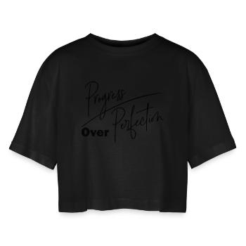 DZ00012 le progrès plutôt que la perfection - T-shirt court oversize Femme - noir - Devant - AI Model Female 172 light (172cm)