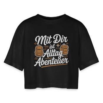 Avec toi, c’est la vie quotidienne aventure sac à dos amoureuse - T-shirt court oversize Femme - noir - Devant - AI Model Female 172 light (172cm)