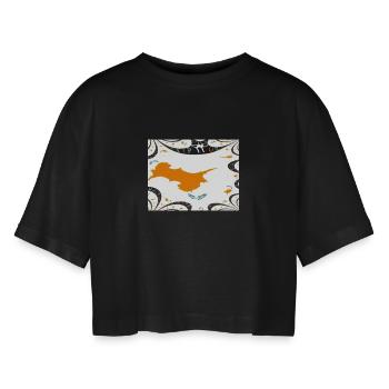 Zypern Flagge Nikosia - Frauen Oversized Cropped T-Shirt - Schwarz - Vorne - AI Model Female 172 light (172cm)