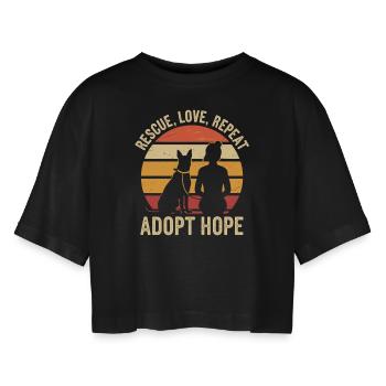 Hundeadoption - Adopt Hope – Rettung beginnt hier - Frauen Oversized Cropped T-Shirt - Schwarz - Vorne - AI Model Female 172 light (172cm)